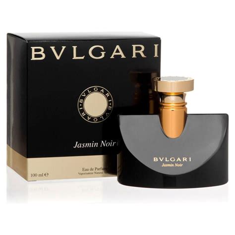 Jasmin Noir Bvlgari perfume .